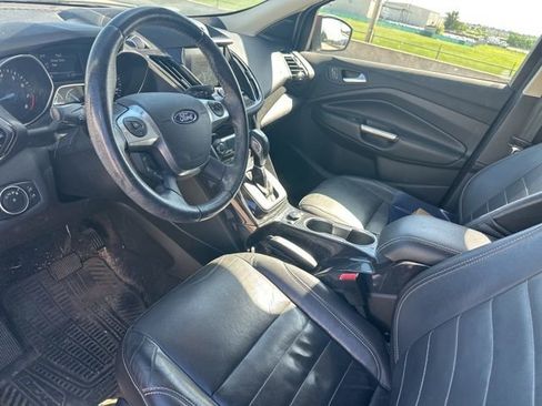 Used 2016 Ford Escape Titanium image 9