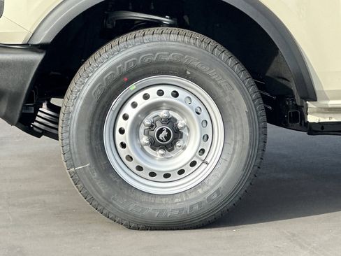 New 2025 Ford Bronco 4-Door AWD/4WD image 26