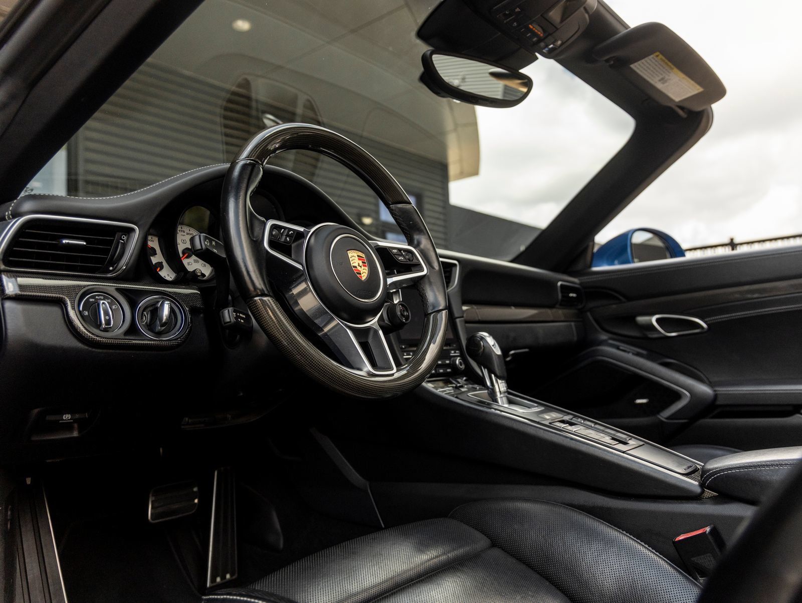 Used 2017 Porsche 911 Turbo S AWD/4WD image 4
