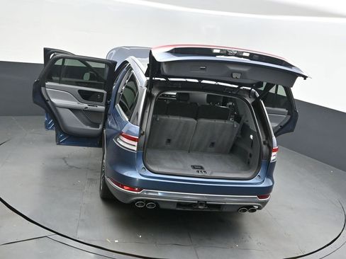 Used 2020 Lincoln Aviator Reserve w/ Class IV Trailer Tow Package image 50