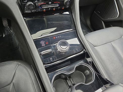 Used 2022 Jeep Grand Cherokee Limited 4xe image 31