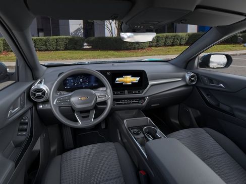 New 2026 Chevrolet Equinox LT FWD image 15