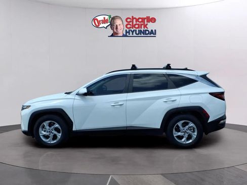 Used 2024 Hyundai Tucson SEL FWD image 2