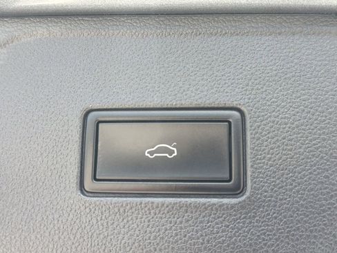 Used 2021 Volkswagen Atlas SEL FWD image 9