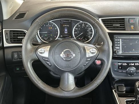 Used 2016 Nissan Sentra SL w/ Technology Package image 17