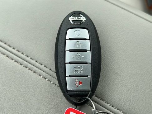 Used 2019 Nissan Altima 2.5 Platinum FWD image 28