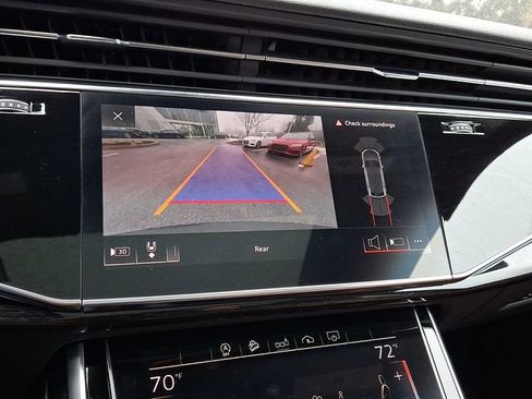 Used 2020 Audi Q8 Premium Plus w/ Premium Plus Package image 19