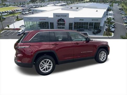 Certified 2024 Jeep Grand Cherokee Laredo X AWD/4WD image 16