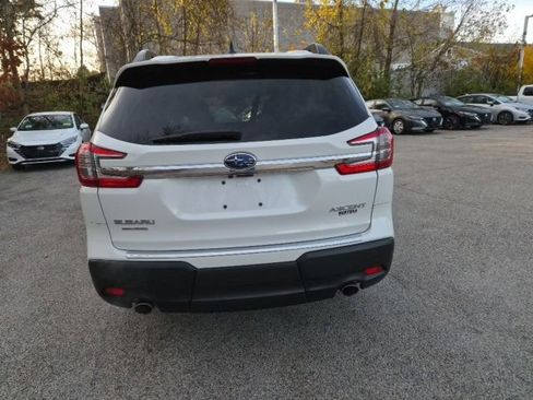 Used 2023 Subaru Ascent Premium w/ Convenience Package image 7