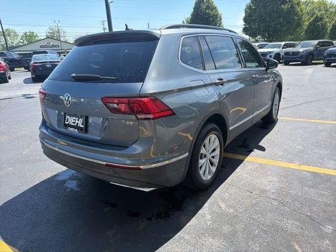 Used 2018 Volkswagen Tiguan SEL FWD image 6