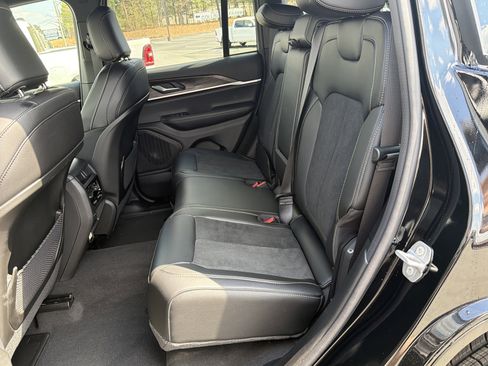 New 2026 Jeep Grand Cherokee Altitude AWD/4WD image 26