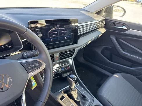 Used 2025 Volkswagen Jetta S image 20