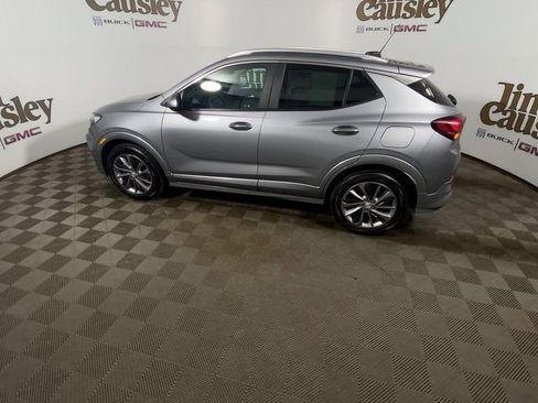 Used 2023 Buick Encore GX Select w/ Sport Touring Package FWD image 5