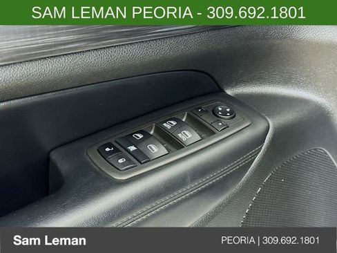 Used 2021 Jeep Grand Cherokee Laredo X image 18