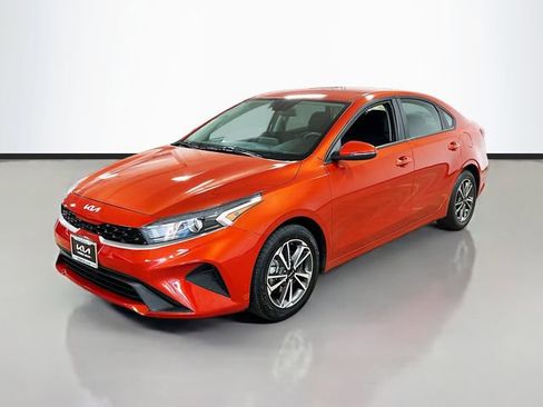 Certified 2023 Kia Forte LXS w/ LXS Technology Package image 3