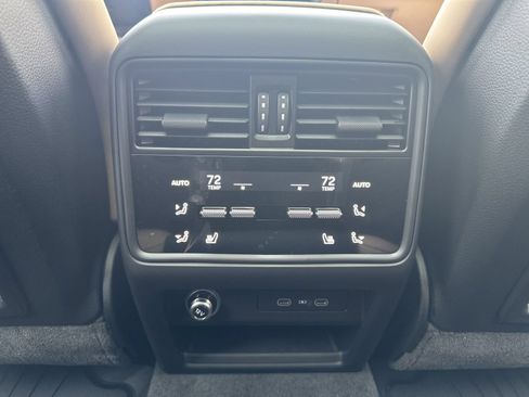 New 2026 Porsche Cayenne AWD/4WD image 18