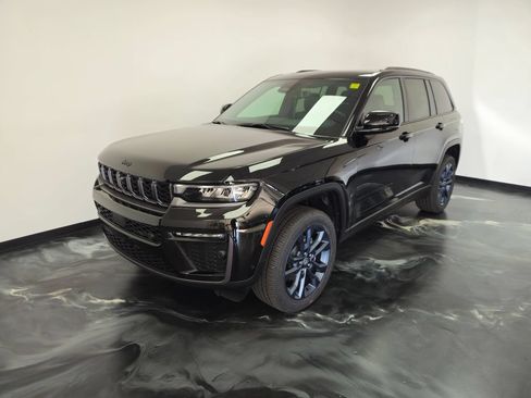 New 2026 Jeep Grand Cherokee Limited AWD/4WD image 19