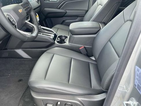 New 2025 Chevrolet Colorado LT w/ LT Convenience Package image 7