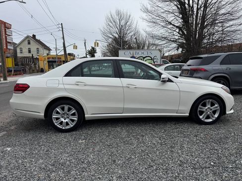 Used 2014 Mercedes-Benz E 350 4MATIC Sedan image 4