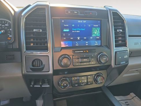 Used 2021 Ford F350 XLT w/ XLT Premium Package image 10