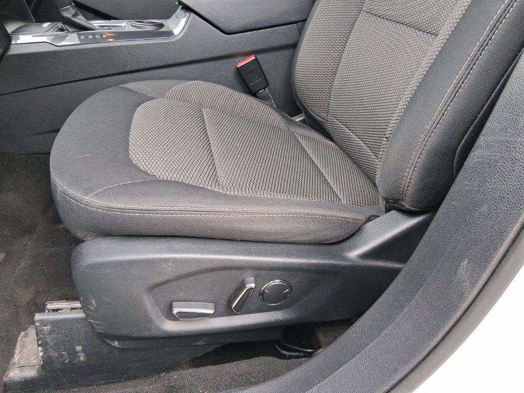 Used 2018 Ford Explorer XLT FWD image 26