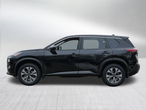 Certified 2023 Nissan Rogue SV image 4