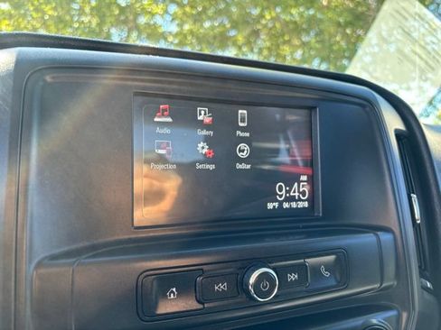 Used 2017 GMC Sierra 2500 4x4 Double Cab w/ Sierra Convenience Package image 25