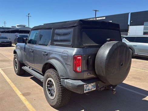 Used 2022 Ford Bronco Black Diamond w/ Sasquatch Package AWD/4WD image 9