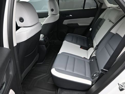 Used 2024 Honda Prologue Touring image 12