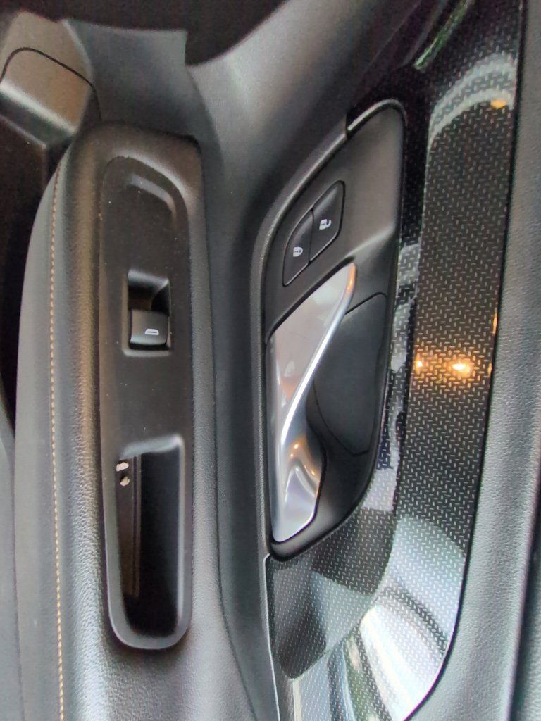 Used 2022 GMC Terrain AT4 w/ Infotainment Package II AWD/4WD image 24