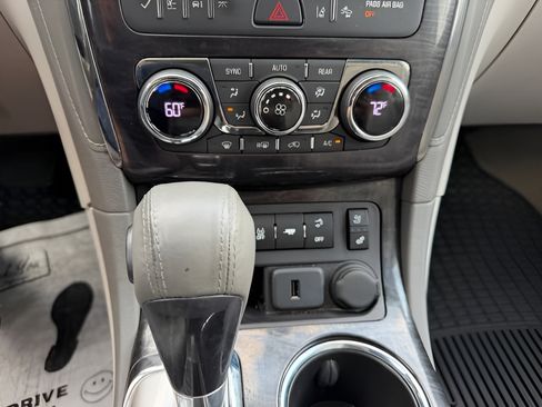 Used 2015 Buick Enclave Premium w/ Trailering Package FWD image 19