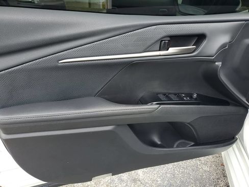 Used 2025 Toyota Camry XSE FWD image 17