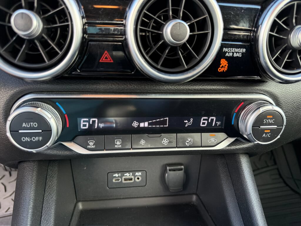 Used 2020 Nissan Sentra SV FWD image 25