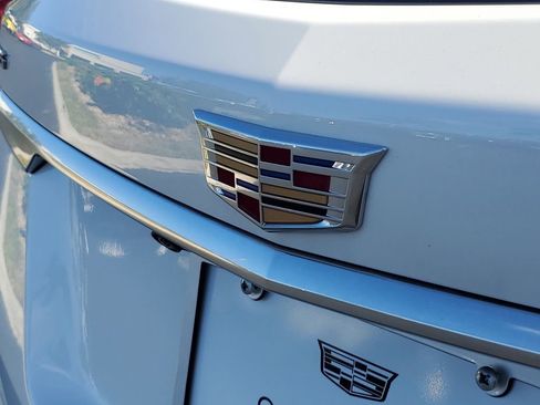 Used 2025 Cadillac XT5 Premium Luxury image 28