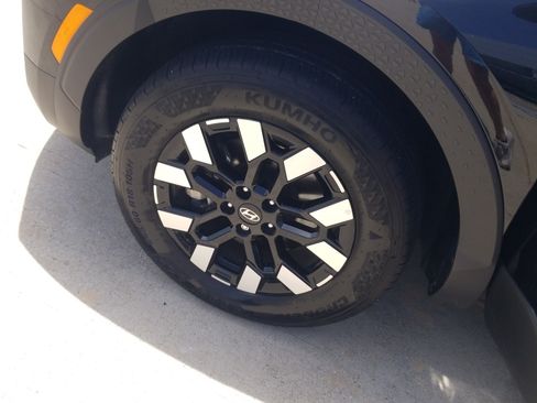 Used 2025 Hyundai Santa Cruz SEL FWD image 20