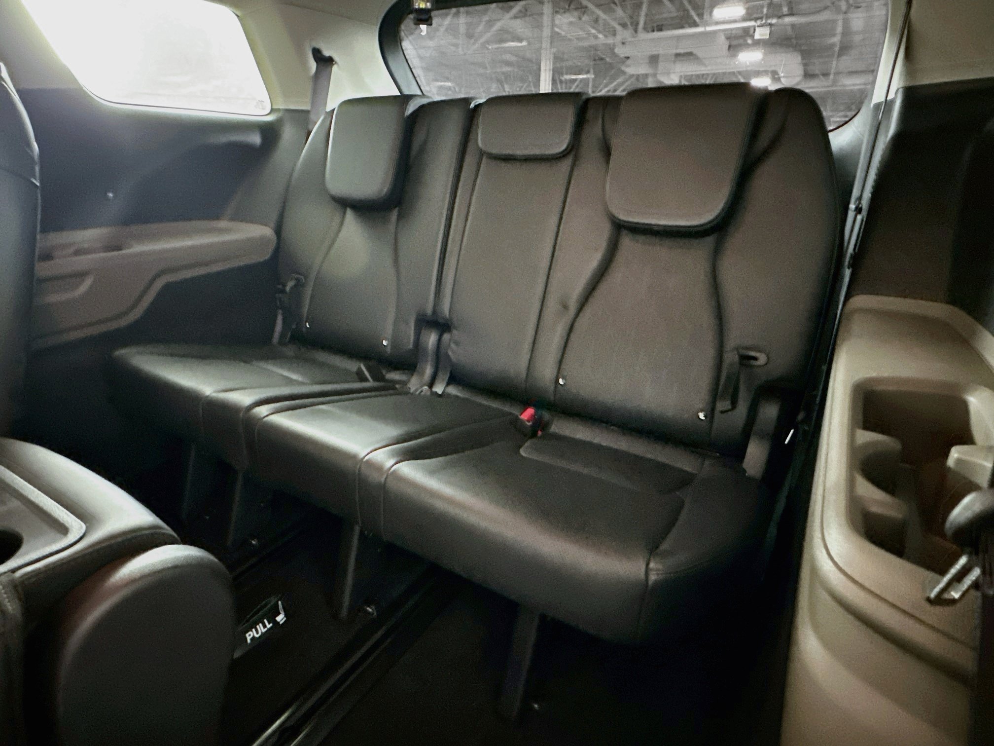 Used 2026 Kia Carnival FWD image 30
