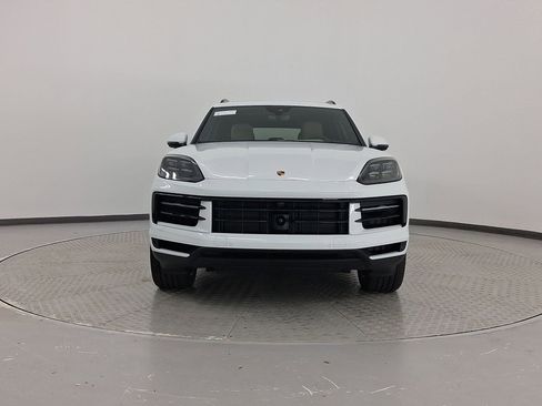 New 2025 Porsche Cayenne E-Hybrid image 6