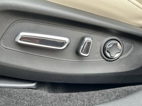 Used 2025 Acura ADX A-Spec image 18