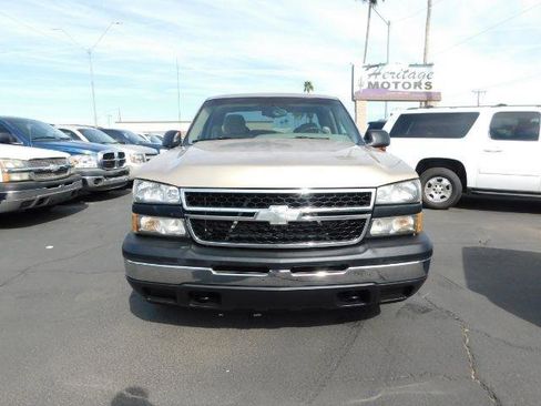 Used 2006 Chevrolet Silverado 1500 W/T image 2