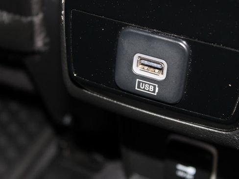 Used 2025 Jeep Compass Trailhawk AWD/4WD image 28