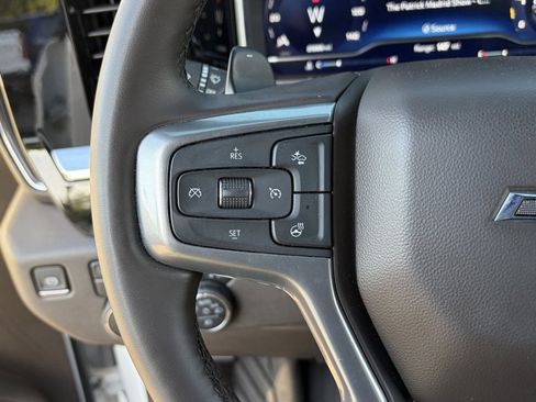 Used 2025 Chevrolet Silverado 1500 LT Trail Boss w/ LPO, Dark Essentials Package AWD/4WD image 25