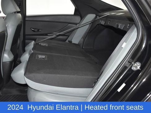 Used 2024 Hyundai Elantra Limited image 29