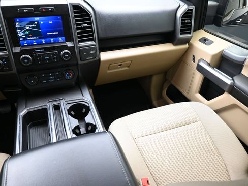 Used 2020 Ford F150 XLT w/ Equipment Group 301A Mid RWD image 38