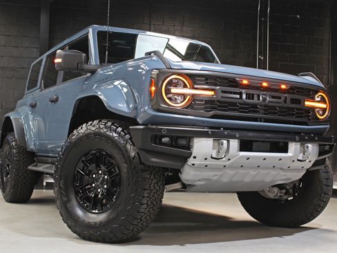 Used 2025 Ford Bronco Raptor w/ Interior Carbon Fiber Pack AWD/4WD image 10