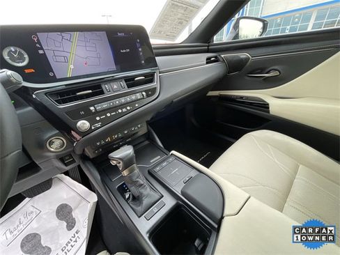 Used 2022 Lexus ES 350 Ultra Luxury image 15