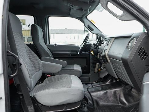 Used 2015 Ford F650 2WD Crew Cab Super Duty image 49