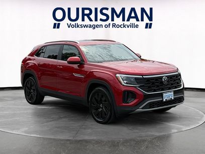Used 2024 Volkswagen Atlas Cross Sport SE w/ Panoramic Sunroof Package
