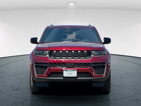 New 2026 Jeep Grand Cherokee L 4WD image 10