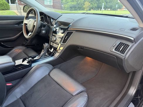 Used 2010 Cadillac CTS V RWD image 32