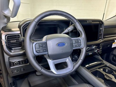 New 2026 Ford F350 Lariat image 22